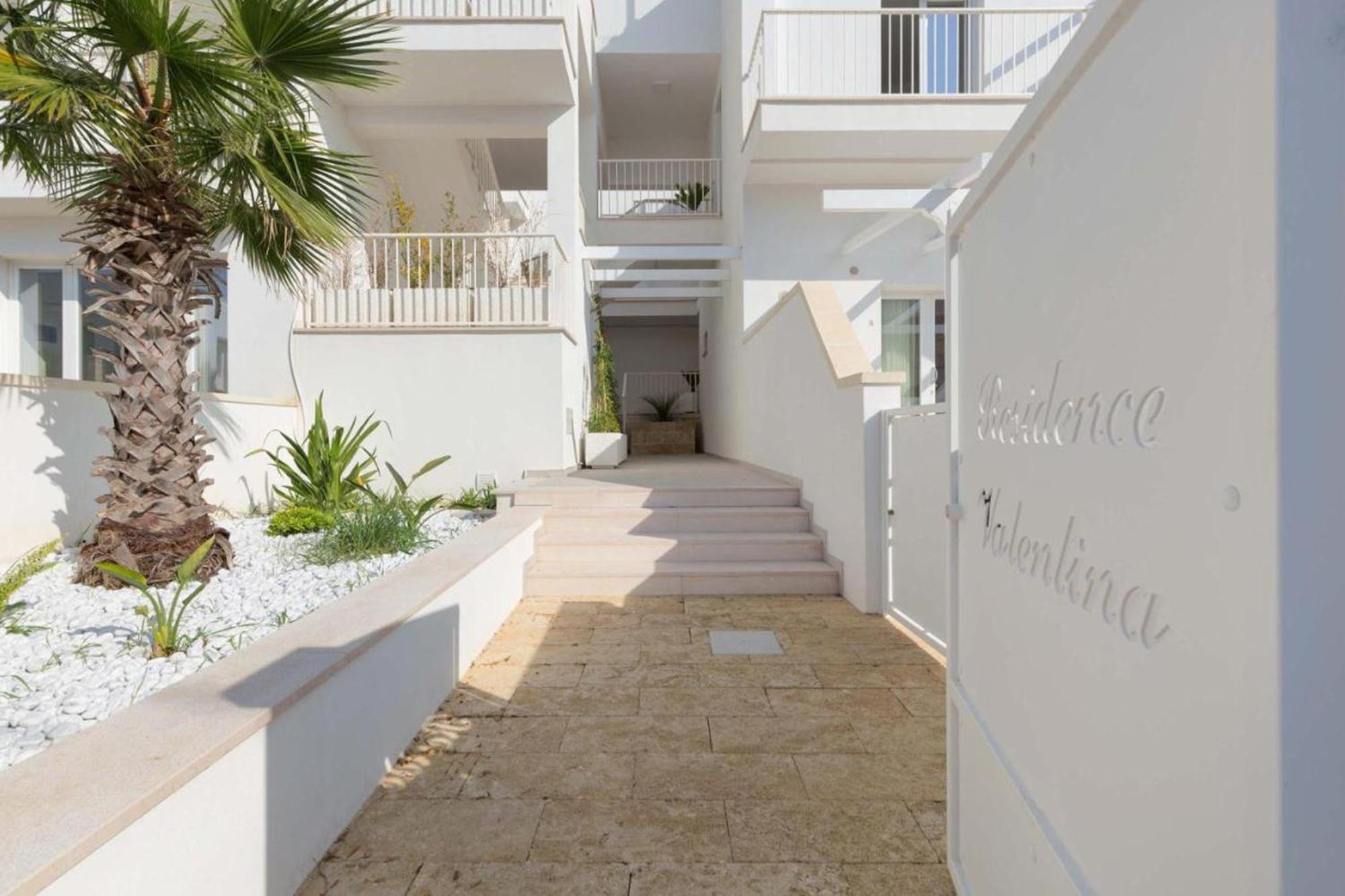 Tramonti Incredibili In Piscina - Apartment8 Con Ac Wifi In Residence Santa Maria al Bagno Dış mekan fotoğraf