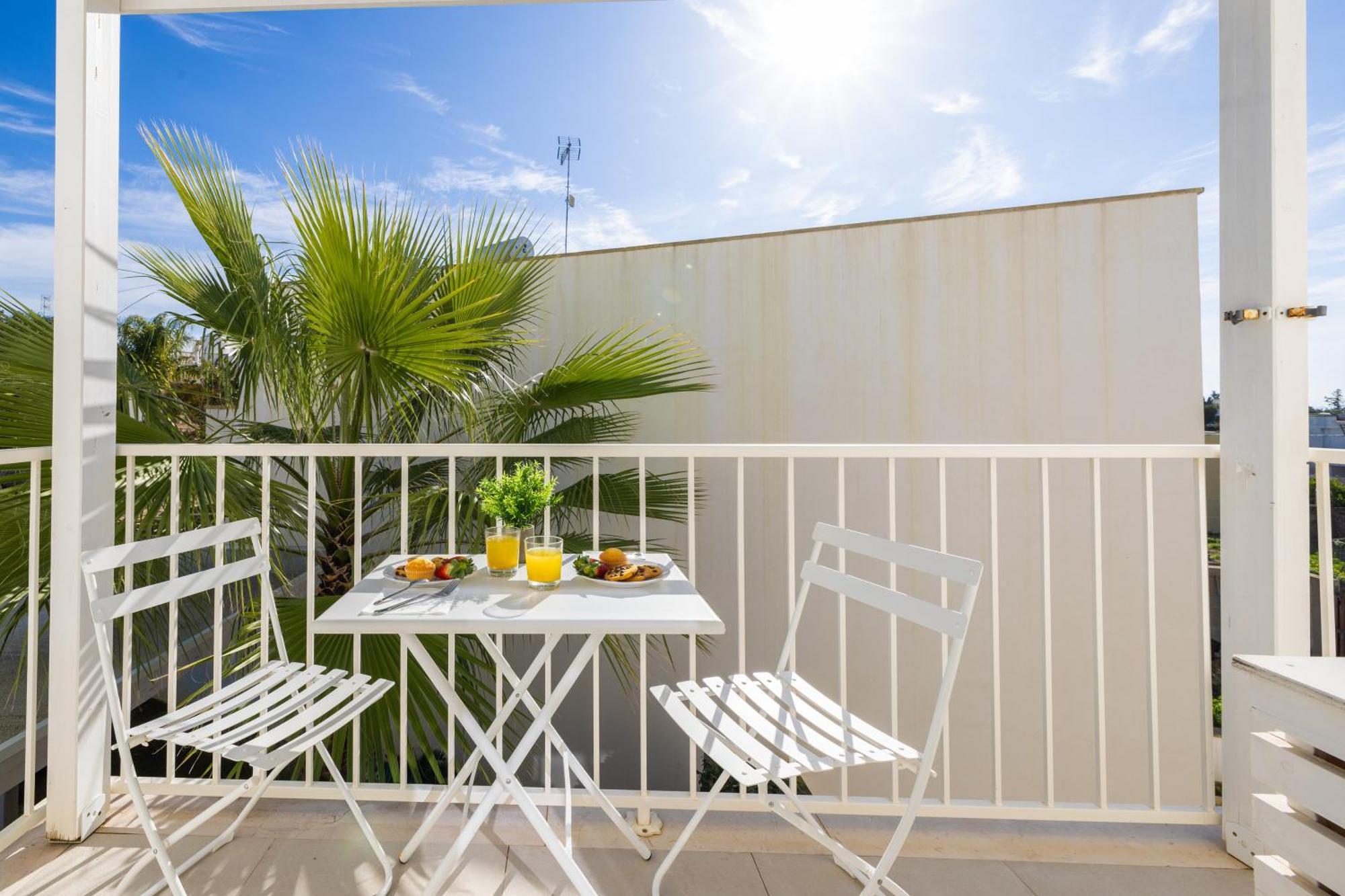 Tramonti Incredibili In Piscina - Apartment8 Con Ac Wifi In Residence Santa Maria al Bagno Dış mekan fotoğraf
