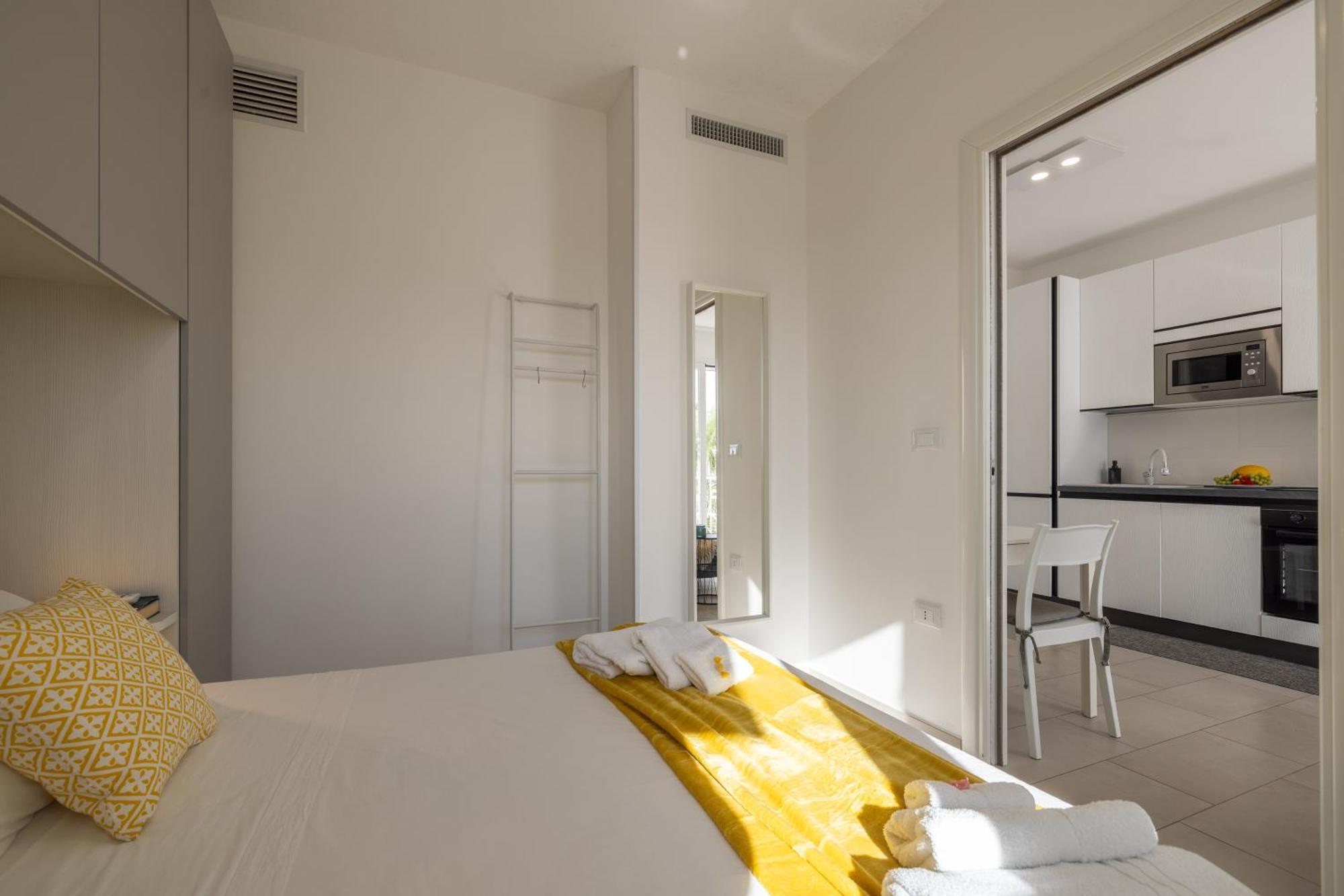 Tramonti Incredibili In Piscina - Apartment8 Con Ac Wifi In Residence Santa Maria al Bagno Dış mekan fotoğraf